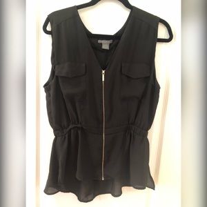🌿 Suzy Shier Peplum Zipper top